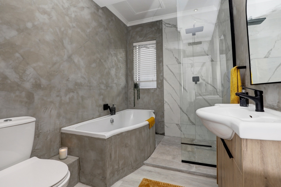 3 Bedroom Property for Sale in Valmary Park Western Cape